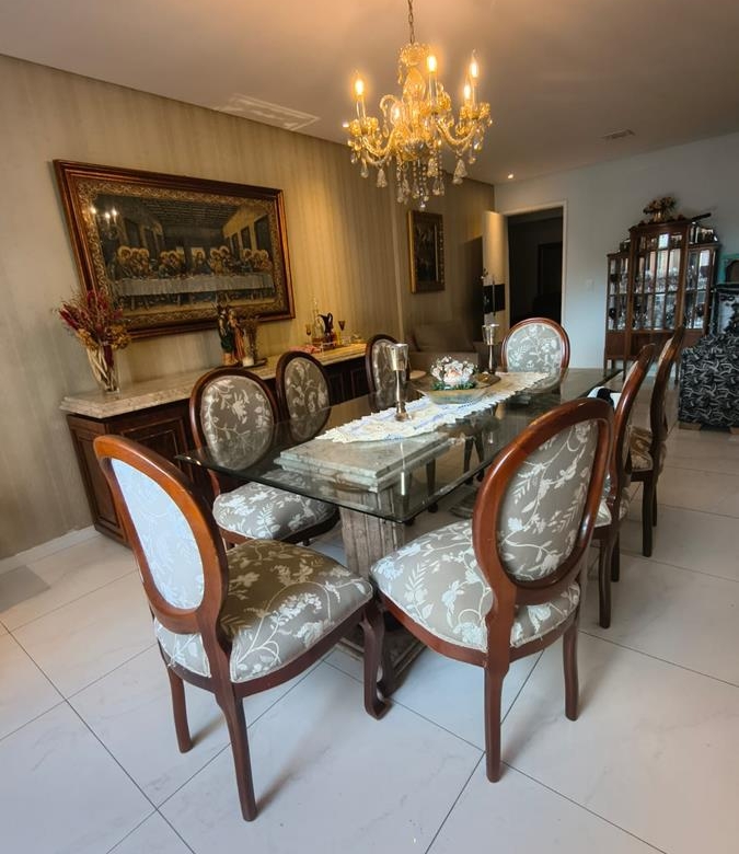 Apartamento à Venda no Cocó com 3 Suítes, 2 Vagas – Com Gerador