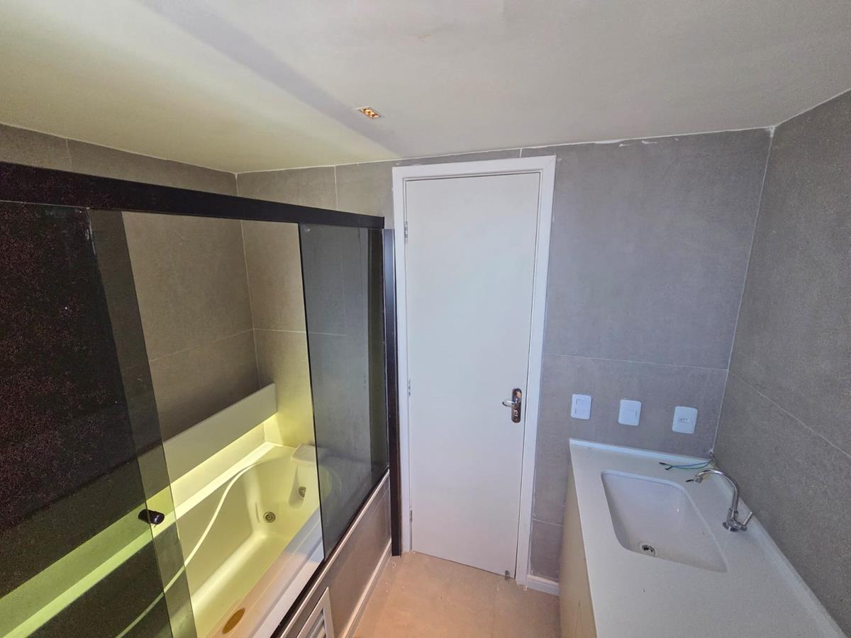 Edifício Via Appia Bairro de Fátima | Apto 144m² com 3 Suítes e Office