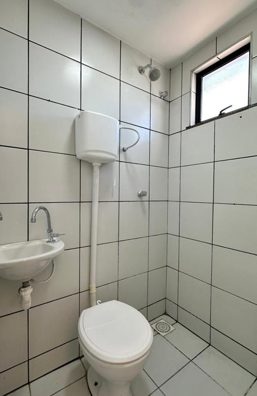 Cobertura à venda na Aldeota com 251 m², 4 suítes e 4 vagas próximo ao RioMar