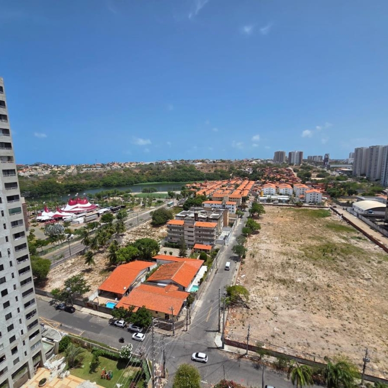 Cobertura à venda na Aldeota com 251 m², 4 suítes e 4 vagas próximo ao RioMar
