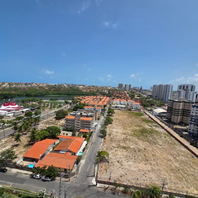 Cobertura à venda na Aldeota com 251 m², 4 suítes e 4 vagas próximo ao RioMar