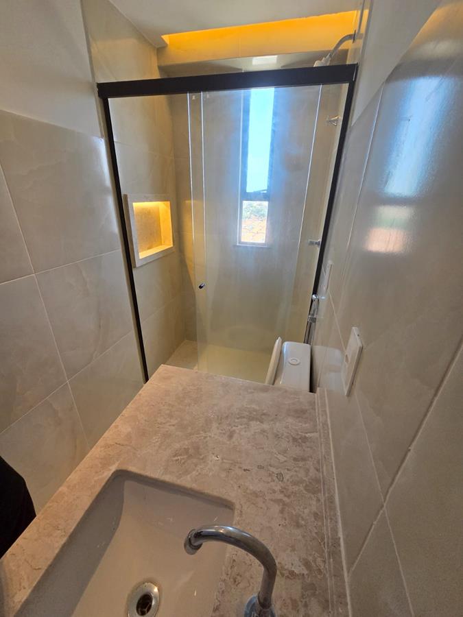 Cobertura à venda na Aldeota com 251 m², 4 suítes e 4 vagas próximo ao RioMar