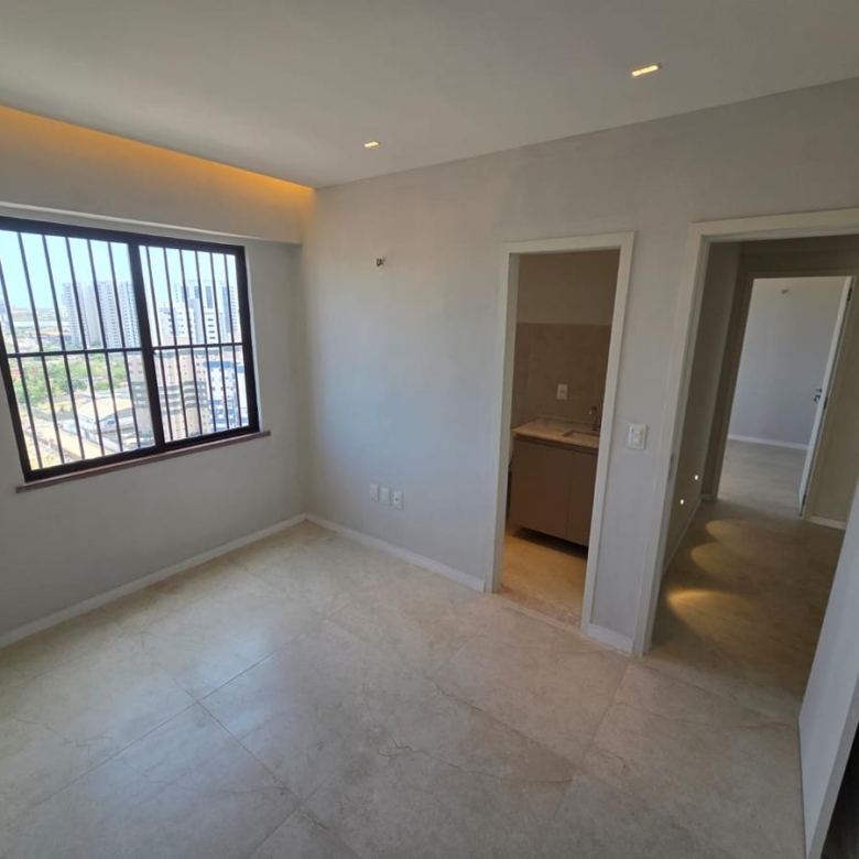 Cobertura à venda na Aldeota com 251 m², 4 suítes e 4 vagas próximo ao RioMar