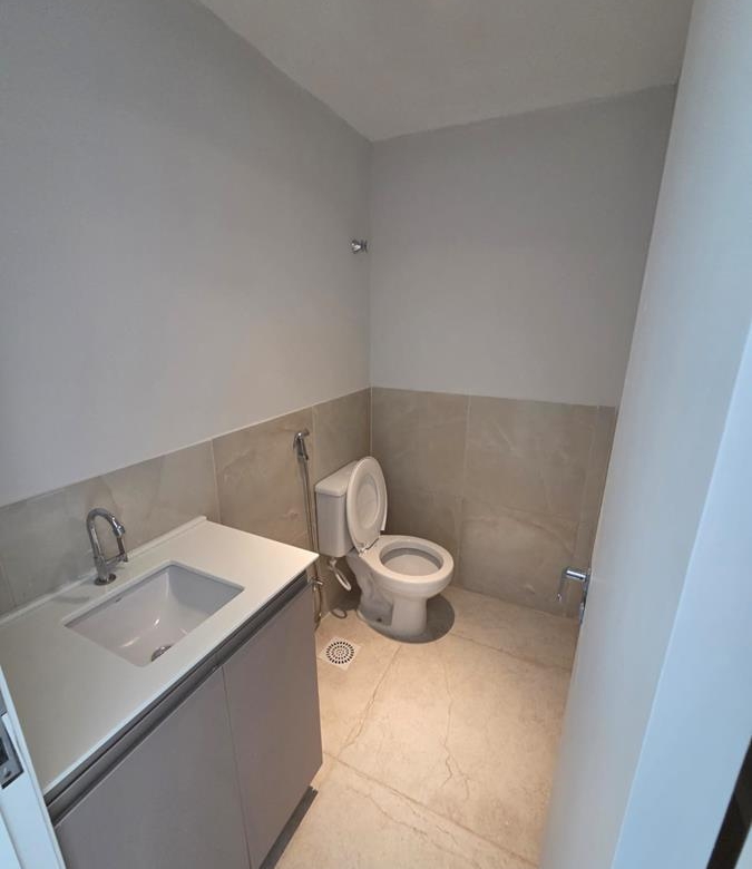 Cobertura à venda na Aldeota com 251 m², 4 suítes e 4 vagas próximo ao RioMar