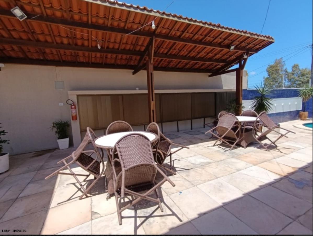 Casa duplex à venda no Edson Queiroz com 4 quartos e 2 vagas
