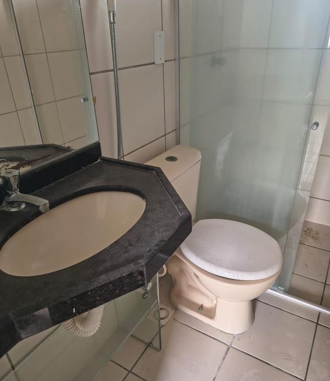 Casa duplex à venda no Edson Queiroz com 4 quartos e 2 vagas