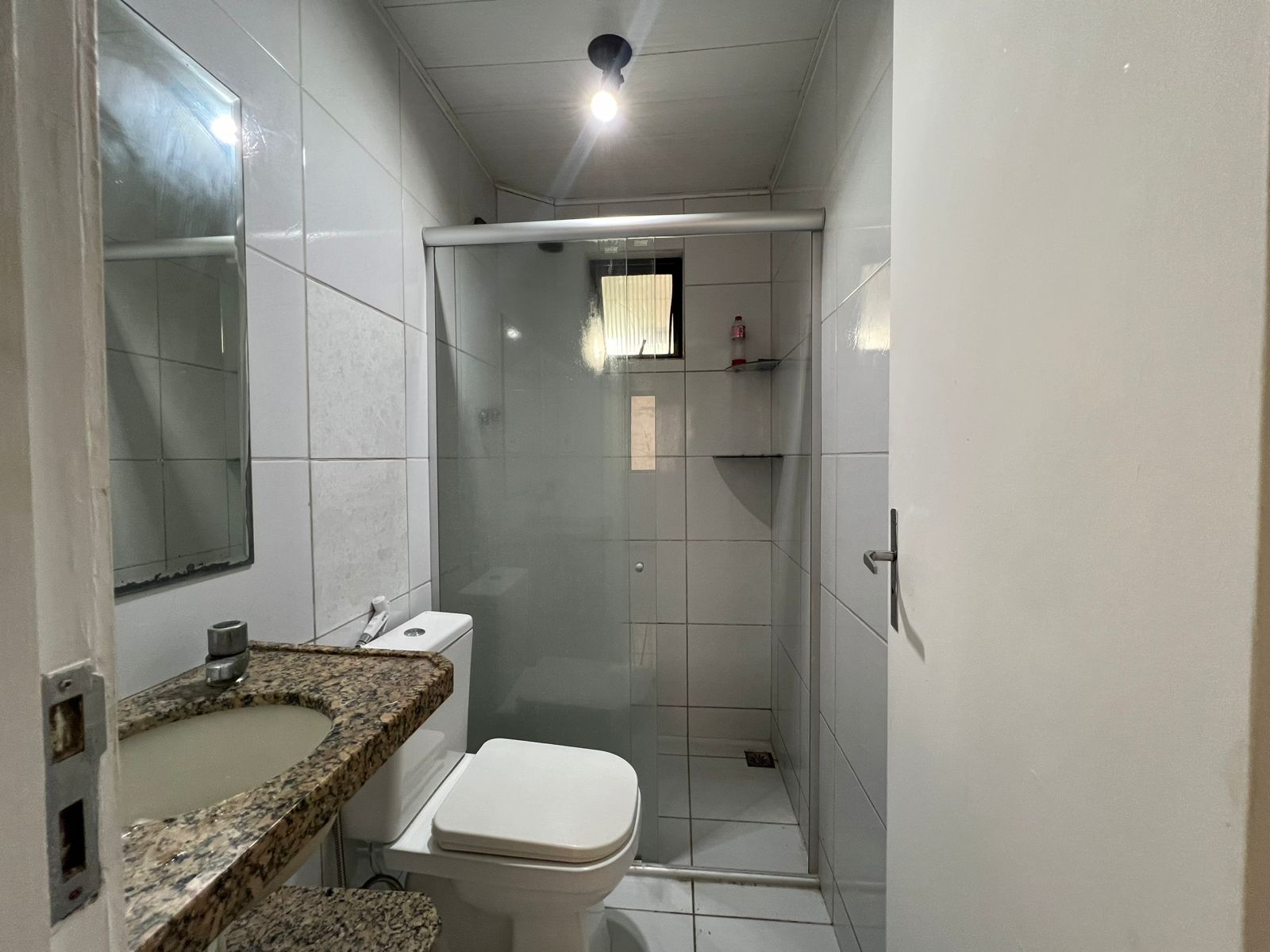 Apto Reformado na Cidade dos Funcionários | 3 Qts e 2 Vagas