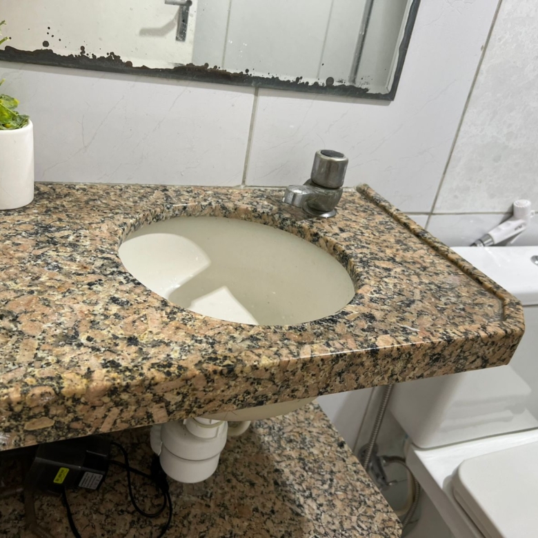 Apto Reformado na Cidade dos Funcionários | 3 Qts e 2 Vagas