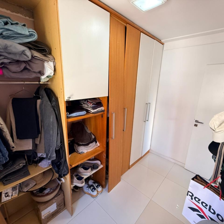 Apartamento à Venda no Meireles | 3 Quartos | Condomínio com Água e Gás