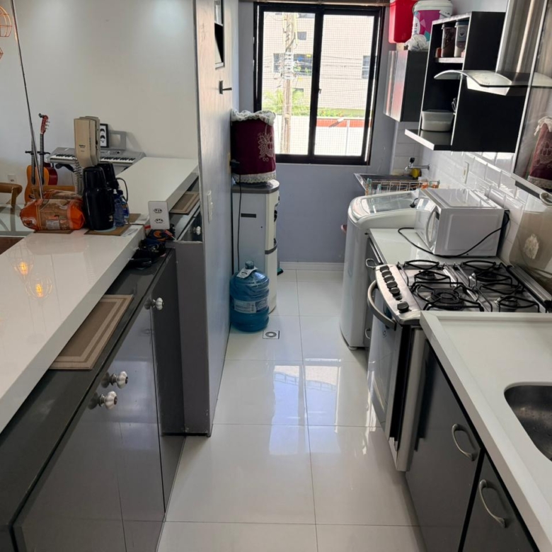 Apartamento à Venda no Meireles | 3 Quartos | Condomínio com Água e Gás