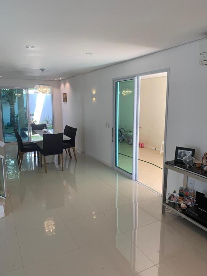 WhatsApp Image 2026-06-26 at 10.04.18 (3) (Copy) Casa duplex à venda no Eusébio com 142 m², 3 suítes e solarium