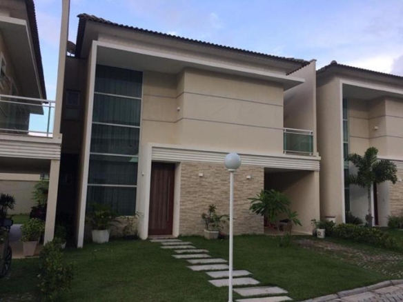 Casa duplex à venda no Eusébio com 142 m², 3 suítes e solarium