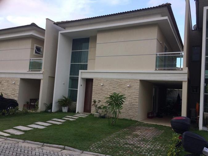 Casa duplex à venda no Eusébio com 142 m², 3 suítes e solarium