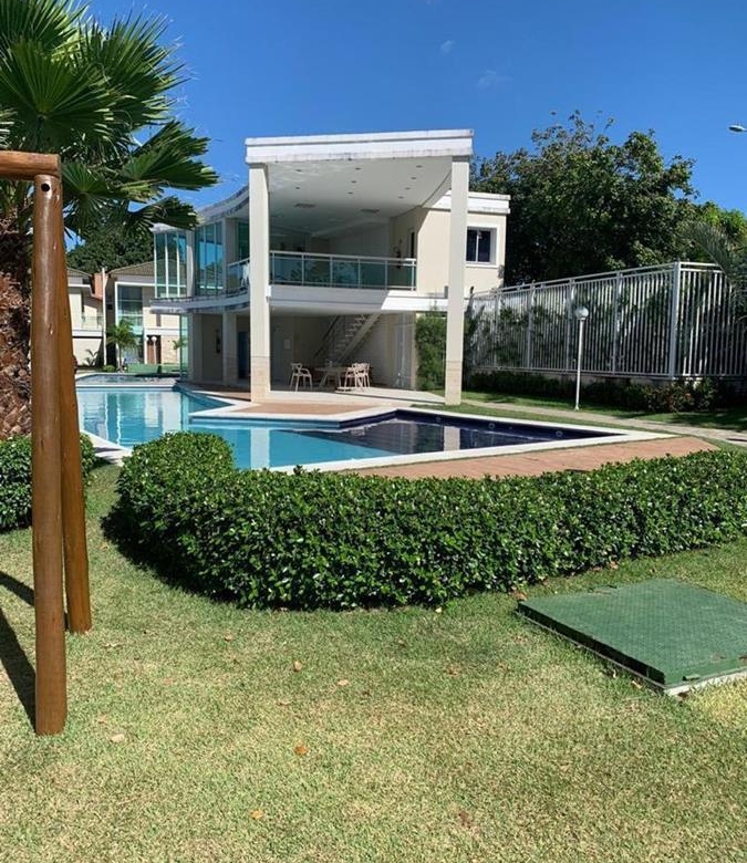 Casa duplex à venda no Eusébio com 142 m², 3 suítes e solarium