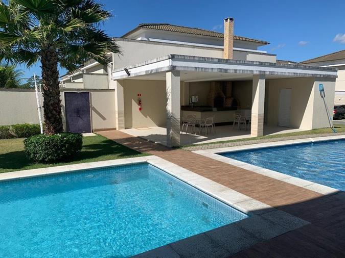 Casa duplex à venda no Eusébio com 142 m², 3 suítes e solarium