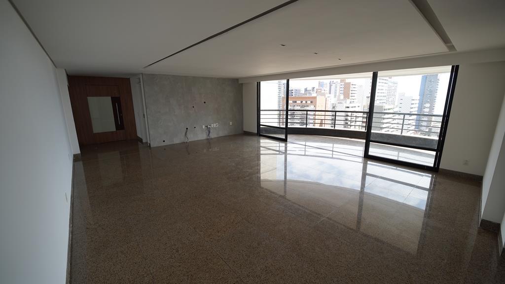 DSC03391 (Copy) Apartamento à venda no Meireles com 253 m², 3 suítes e 4 vagas – Edifício Porto Fino