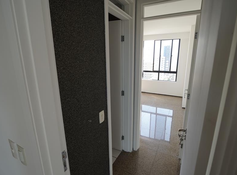 Apartamento à venda no Meireles com 253 m², 3 suítes e 4 vagas – Edifício Porto Fino