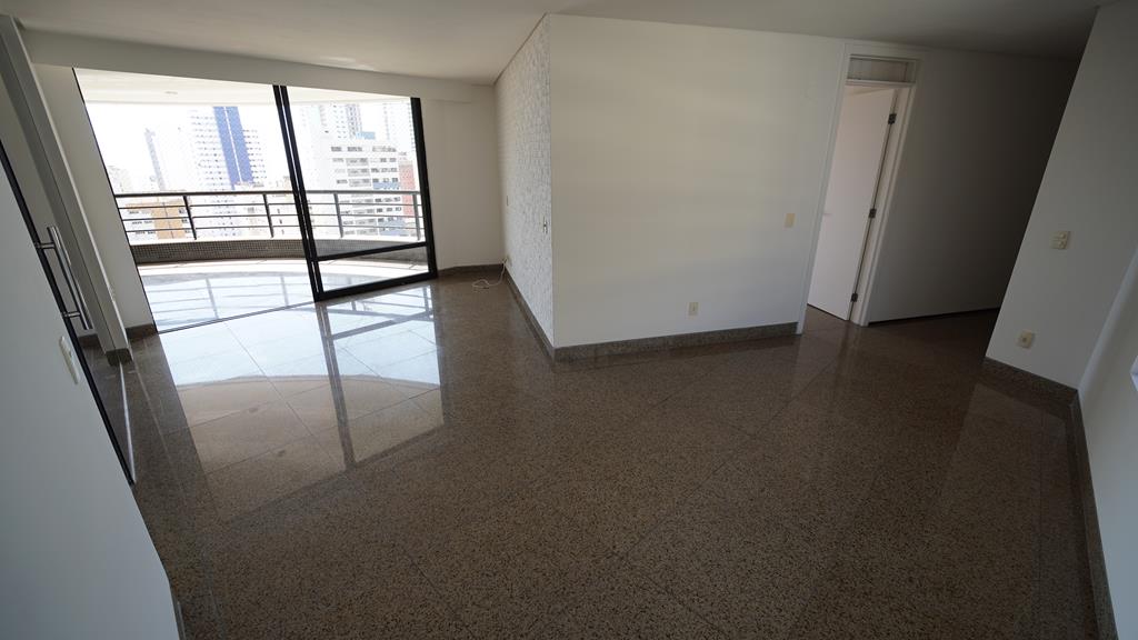 DSC03413 (Copy) Apartamento à venda no Meireles com 253 m², 3 suítes e 4 vagas – Edifício Porto Fino