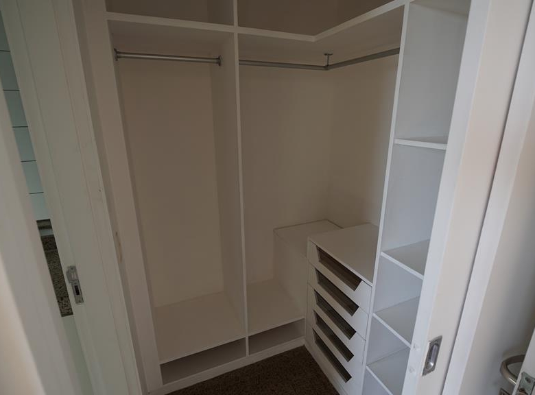 Apartamento à venda no Meireles com 253 m², 3 suítes e 4 vagas – Edifício Porto Fino