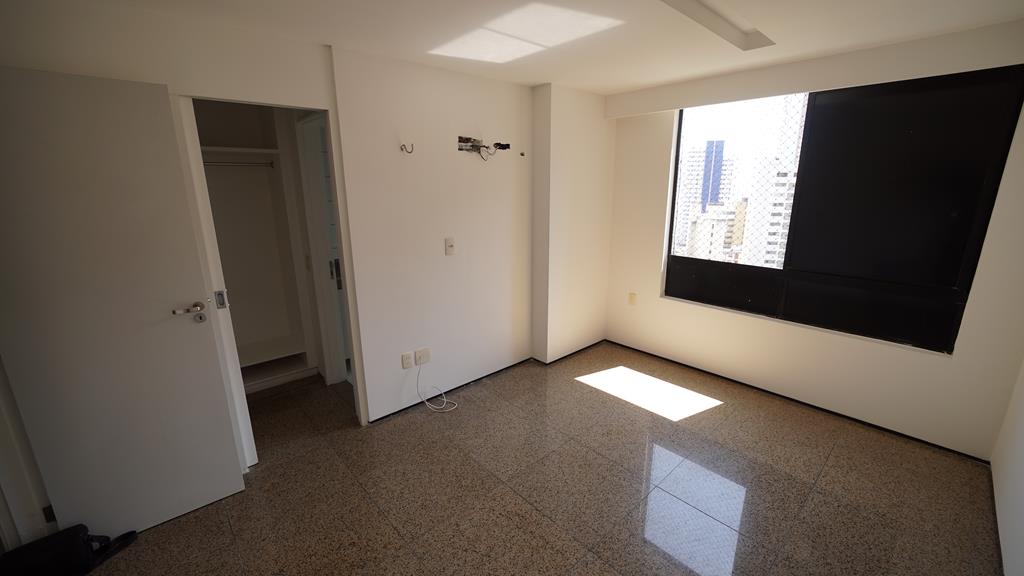 DSC03426 (Copy) Apartamento à venda no Meireles com 253 m², 3 suítes e 4 vagas – Edifício Porto Fino