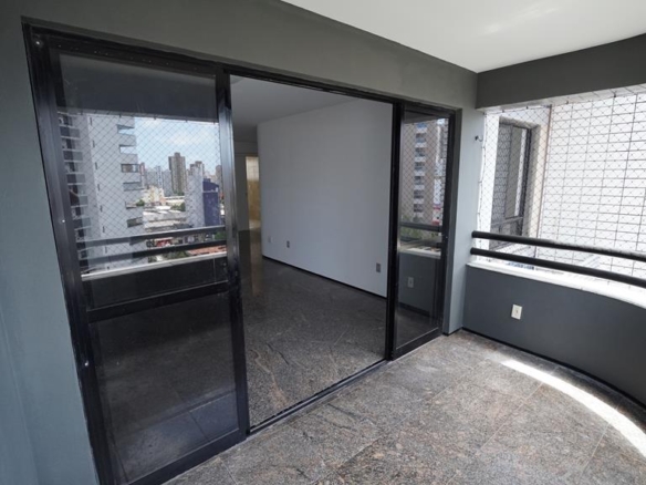 Apartamento à venda no Edifício Liverpool com 152 m², 3 suítes e 3 vagas – Fortaleza/CE