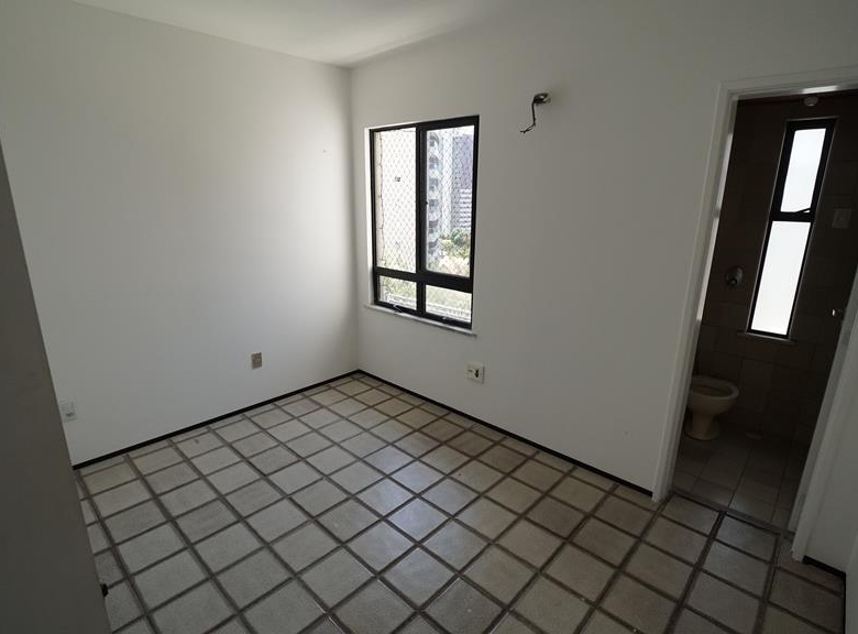 Apartamento à venda no Edifício Liverpool com 152 m², 3 suítes e 3 vagas – Fortaleza/CE