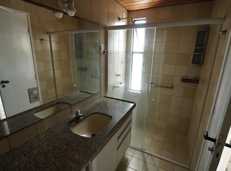 Apartamento à venda no Edifício Liverpool com 152 m², 3 suítes e 3 vagas – Fortaleza/CE