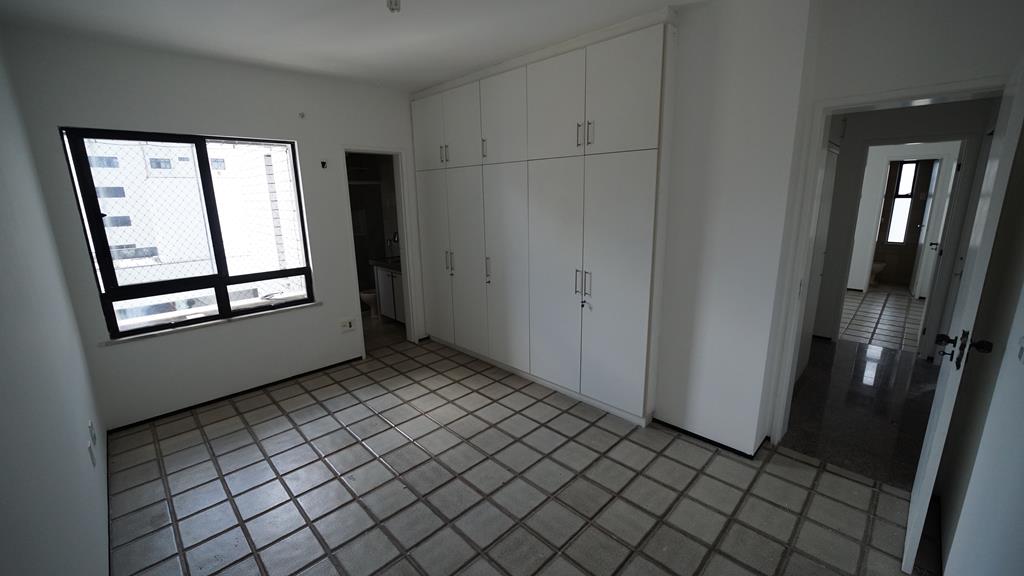 Apartamento à venda no Edifício Liverpool com 152 m², 3 suítes e 3 vagas – Fortaleza/CE