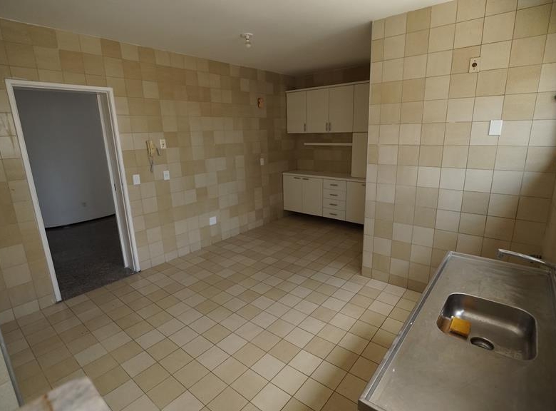 Apartamento à venda no Edifício Liverpool com 152 m², 3 suítes e 3 vagas – Fortaleza/CE