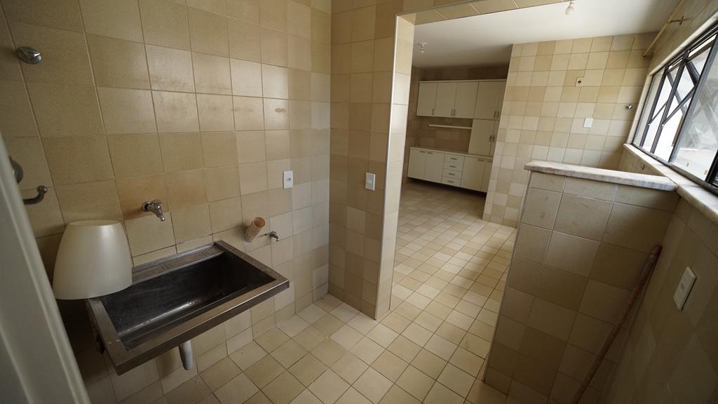 Apartamento à venda no Edifício Liverpool com 152 m², 3 suítes e 3 vagas – Fortaleza/CE