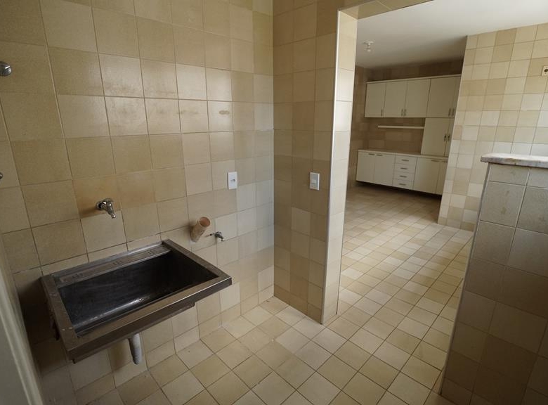 Apartamento à venda no Edifício Liverpool com 152 m², 3 suítes e 3 vagas – Fortaleza/CE