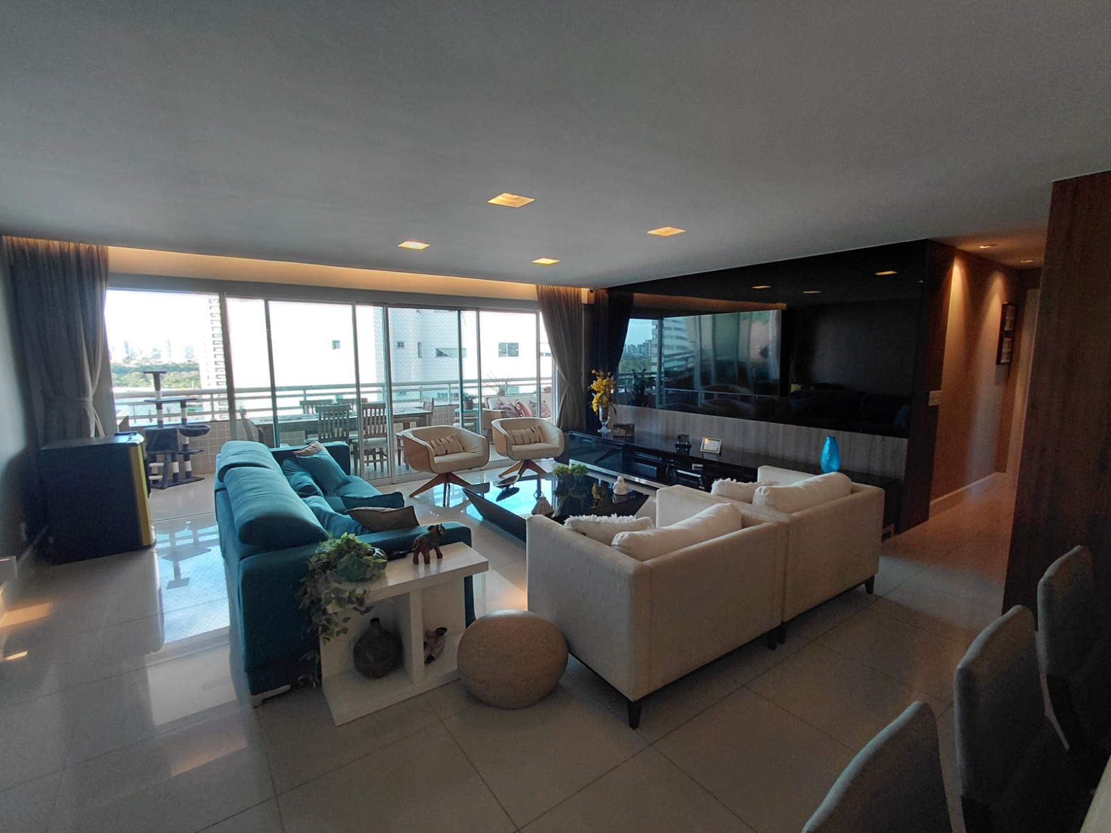 WhatsApp Image 2026-09-16 at 18.06.03 (20) Apartamento à venda no Eng. Luciano Cavalcante com 219 m², 3 suítes e 3 vagas – Jardins do Algarve