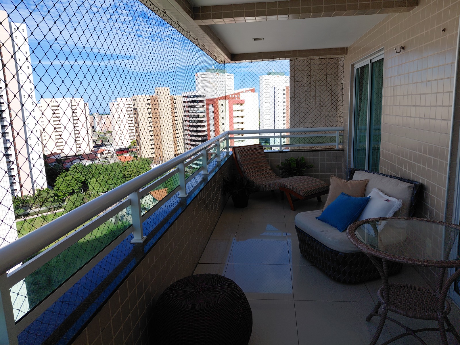 WhatsApp Image 2026-09-16 at 18.06.04 (1) Apartamento à venda no Eng. Luciano Cavalcante com 219 m², 3 suítes e 3 vagas – Jardins do Algarve