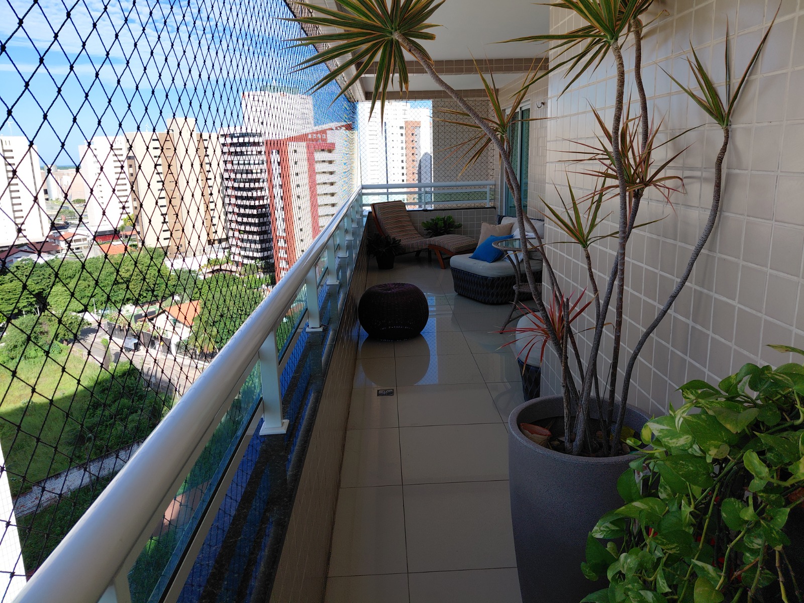 WhatsApp Image 2026-09-16 at 18.06.04 Apartamento à venda no Eng. Luciano Cavalcante com 219 m², 3 suítes e 3 vagas – Jardins do Algarve