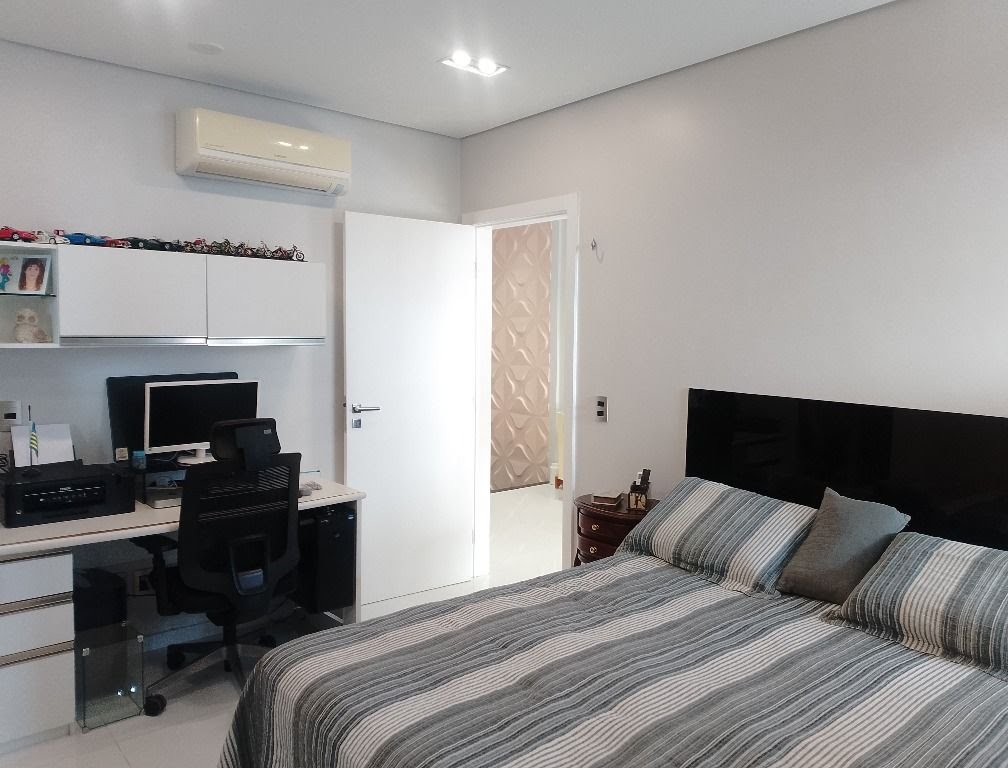 Casa à venda no Alphaville Fortaleza com 390 m², 5 suítes e 4 vagas – Eusébio/CE